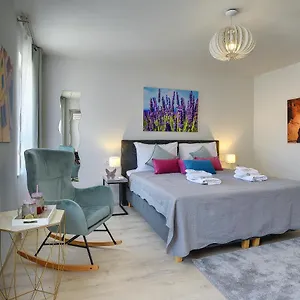 Apartamento D&a Center With Free Parking, Pula