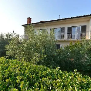 Meri Apartman